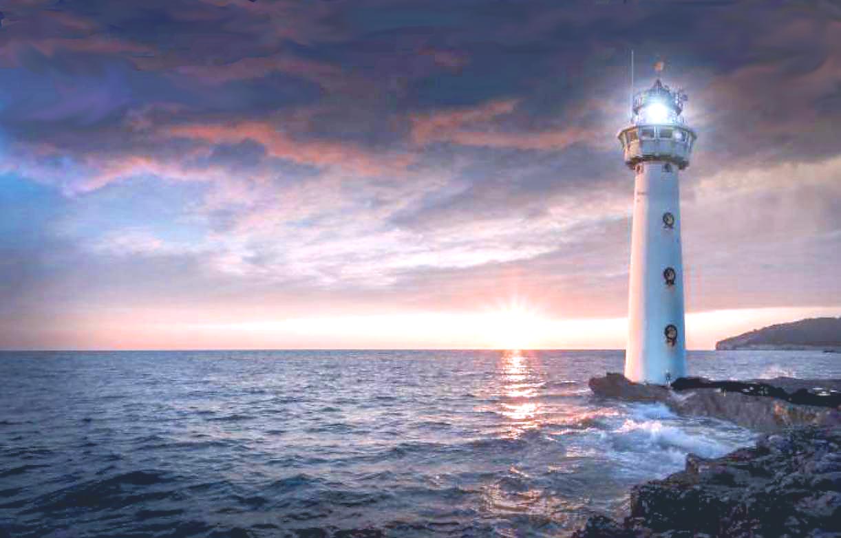 * . A Beach Lighthouse Ocean Glass CuttingBoard Trivet